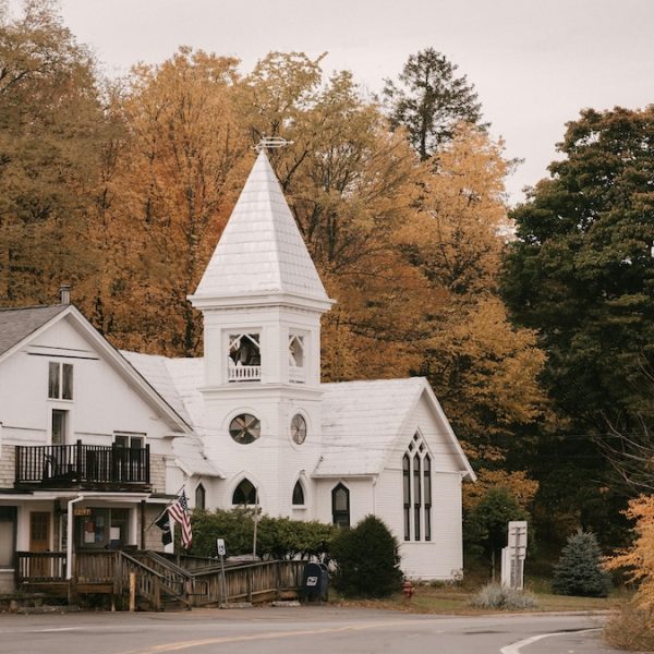从十字架到街角